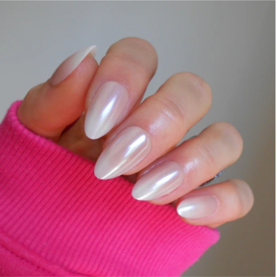 Glazed Ombre Almonds